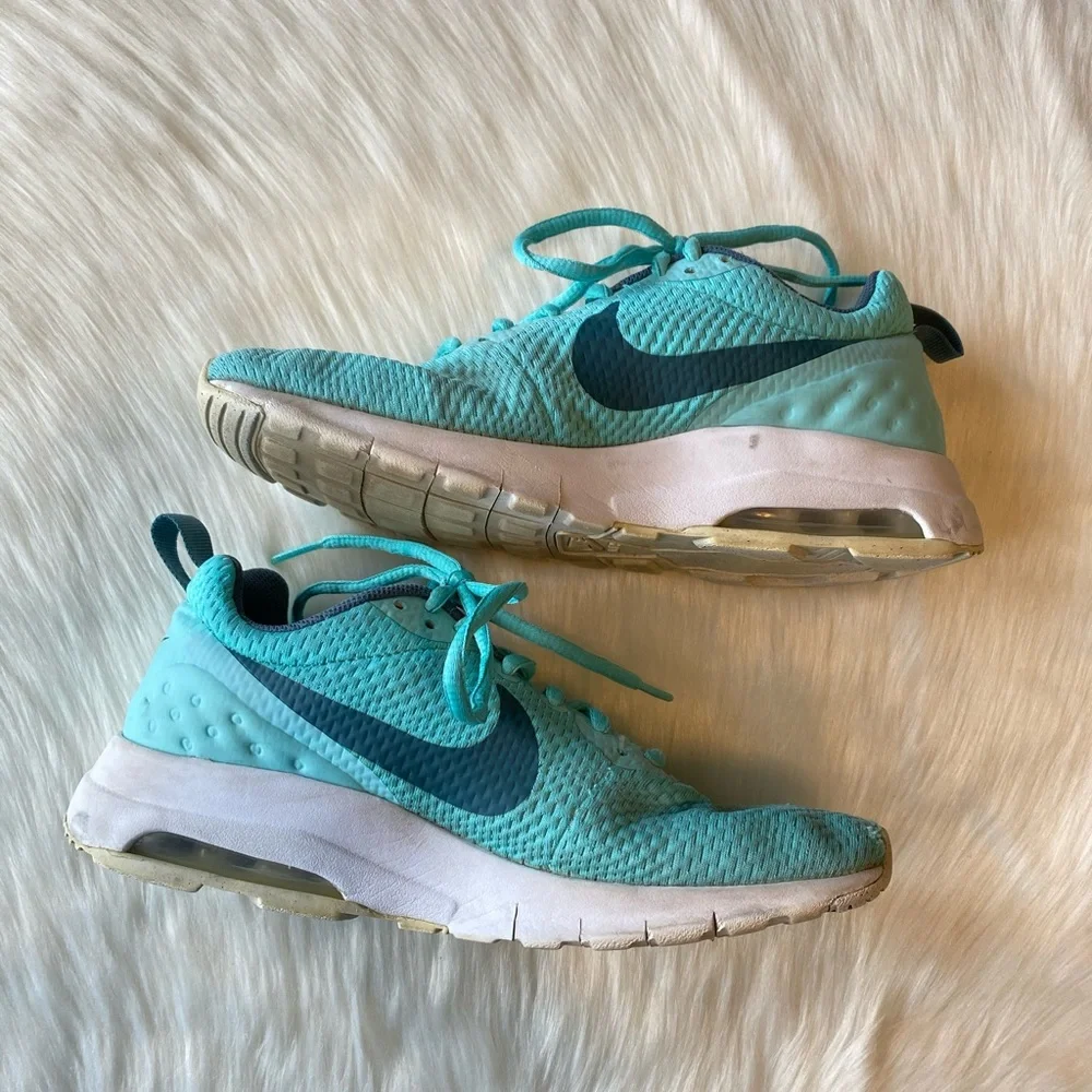 Nike Free Hyper Turquoise Girls Sneaker Size 6 1/2